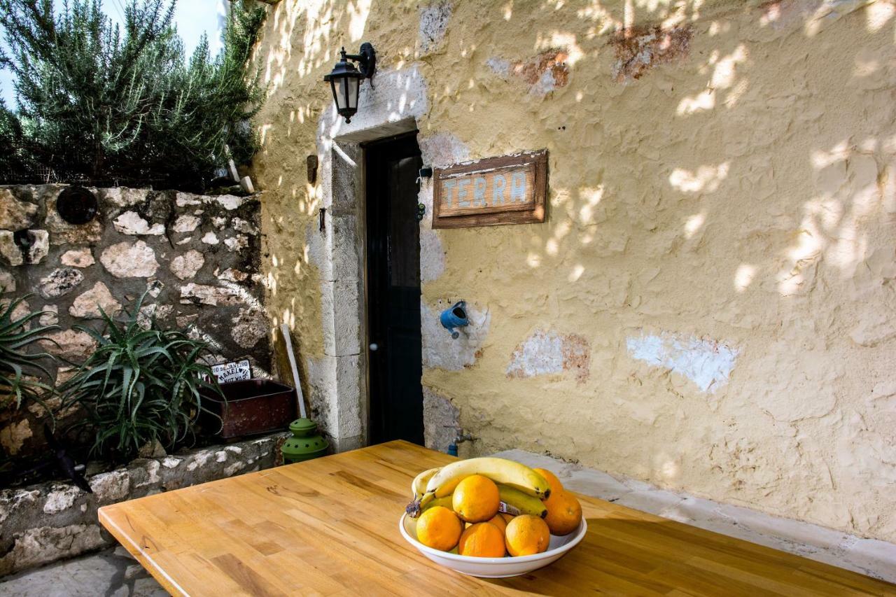 Nostos Residence - Apartment Terra Tselendáta Esterno foto